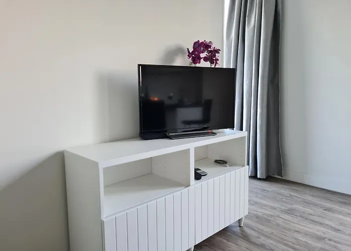 Tiny House In De Achterhoek Holiday home Voorst (Oude IJsselstreek)